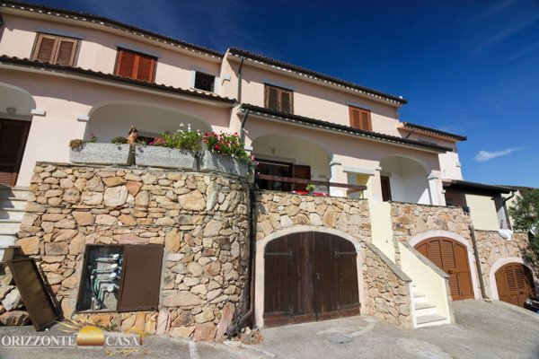 casa indipendente in vendita a Budoni in zona Ottiolu