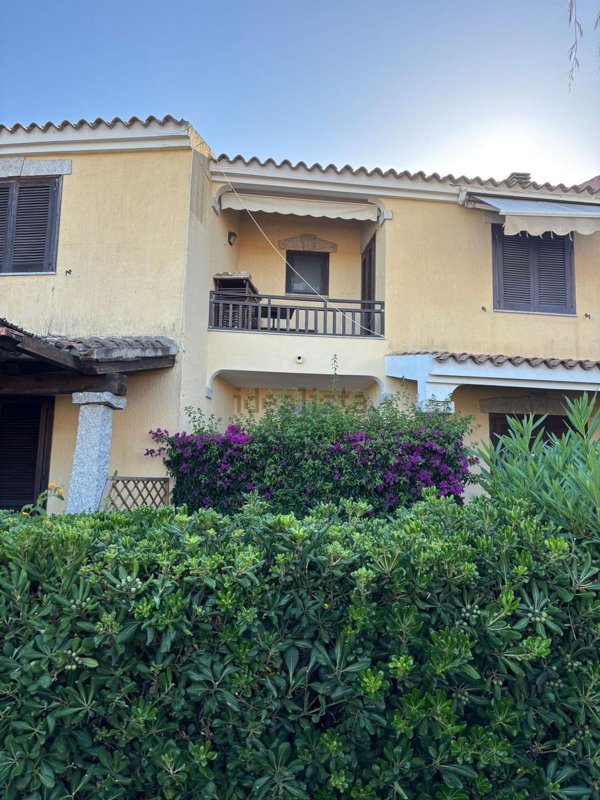 appartamento in vendita a Budoni in zona Maiorca / Li Troni