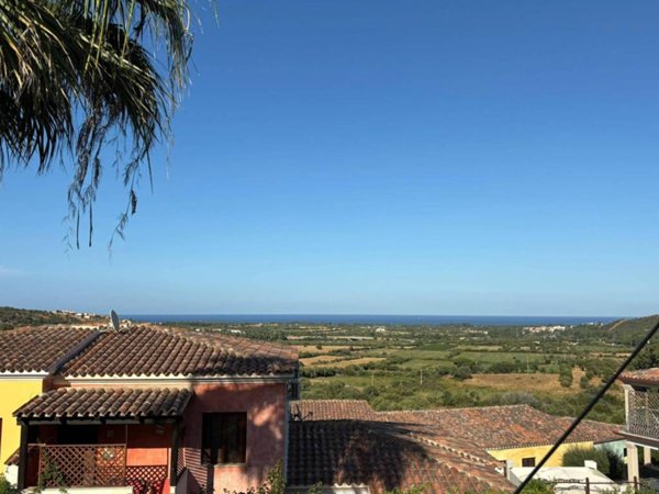 appartamento in vendita a Budoni in zona Maiorca / Li Troni