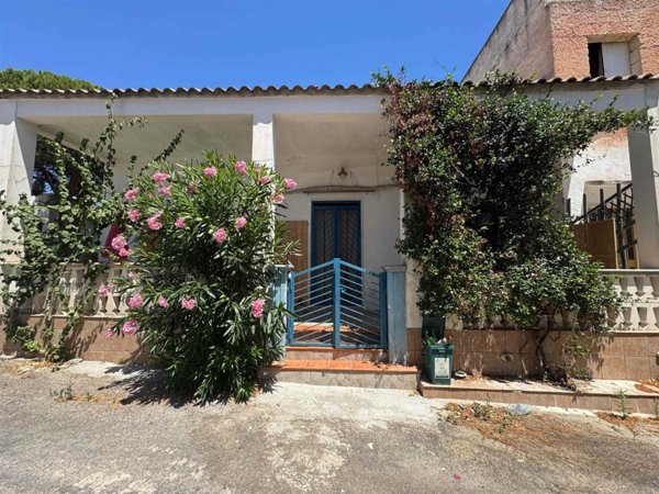 casa indipendente in vendita a Budoni in zona San Pietro