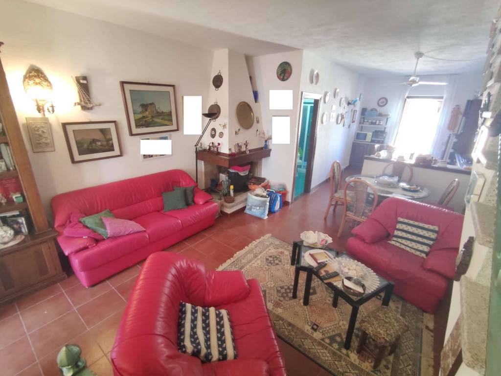 casa indipendente in vendita a Budoni in zona Malamorì