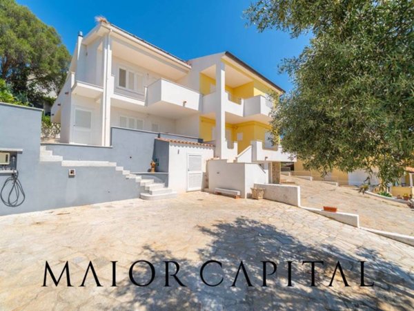 casa indipendente in vendita a Budoni in zona Agrustos