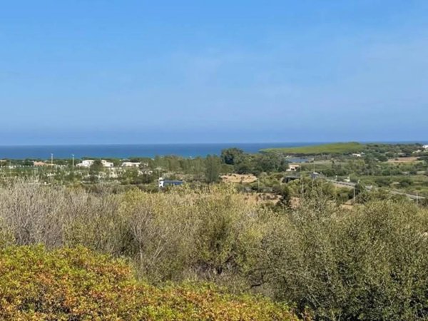 casa indipendente in vendita a Budoni in zona Limpiddu