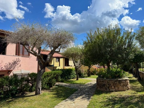 appartamento in vendita a Budoni in zona Maiorca / Li Troni