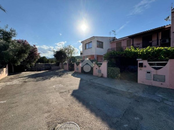 casa indipendente in vendita a Budoni in zona Agrustos