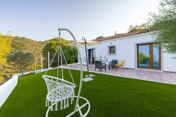 casa indipendente in vendita a Budoni