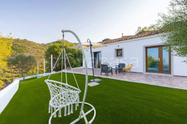 casa indipendente in vendita a Budoni