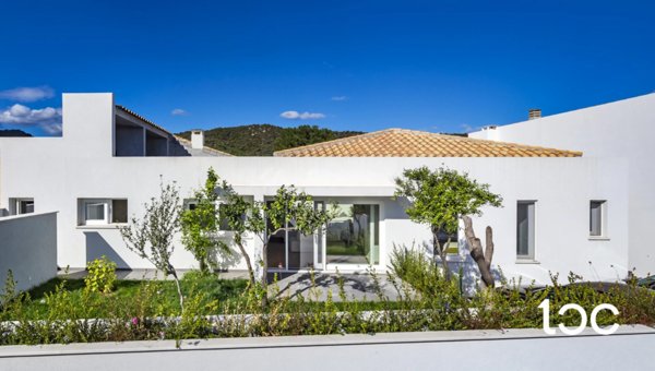 casa indipendente in vendita a Budoni in zona Ottiolu