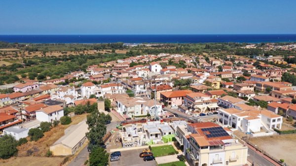 appartamento in vendita a Budoni in zona Budoni centro