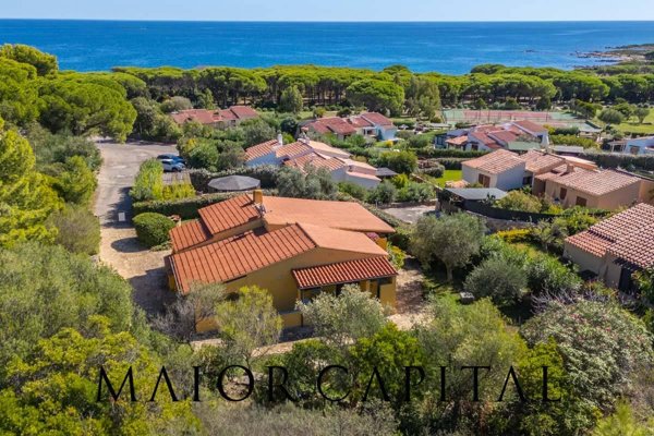 casa indipendente in vendita a Budoni in zona Baia Sant 'Anna