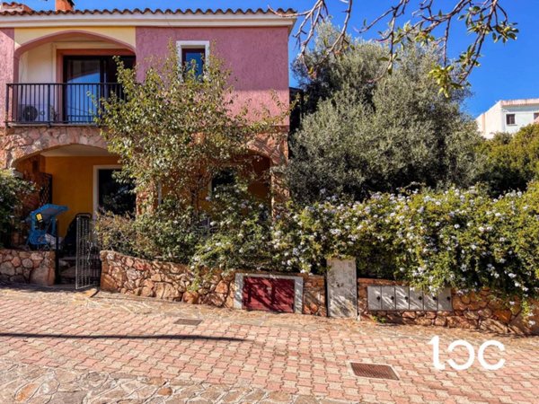 appartamento in vendita a Budoni in zona Tamarispa