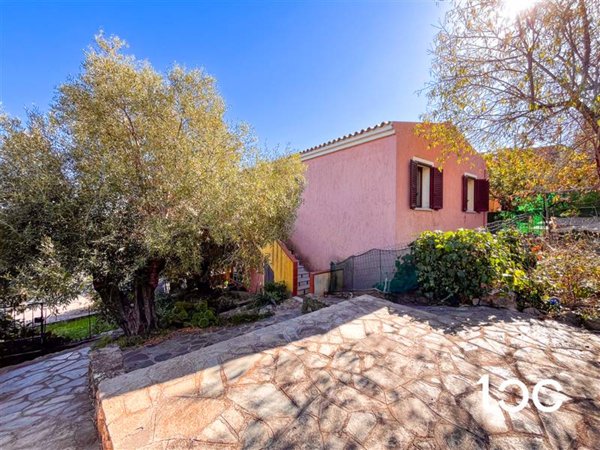 appartamento in vendita a Budoni in zona Tamarispa