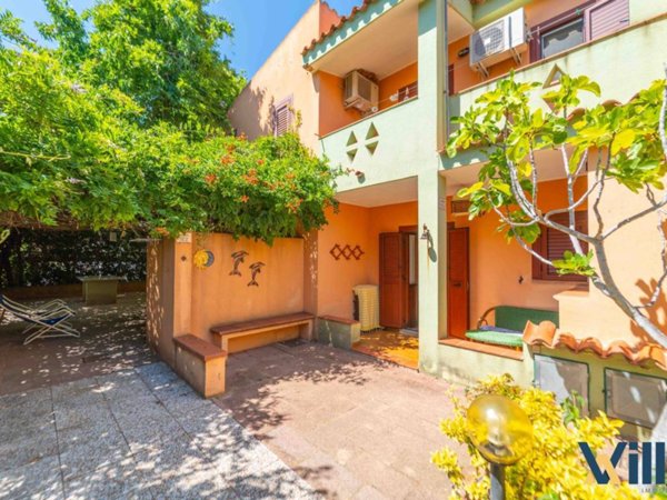 casa indipendente in vendita a Budoni in zona Ottiolu