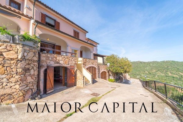 casa indipendente in vendita a Budoni in zona Luddui