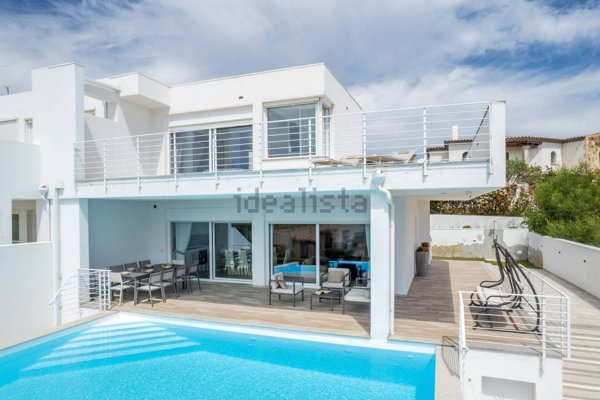 casa indipendente in vendita a Budoni