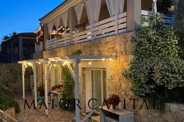 casa indipendente in vendita a Budoni in zona Limpiddu