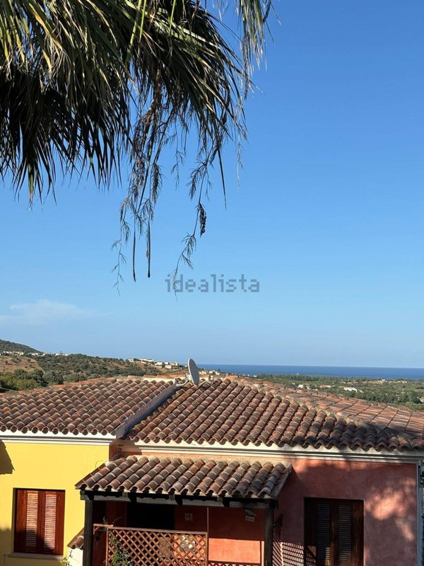 appartamento in vendita a Budoni in zona Maiorca / Li Troni