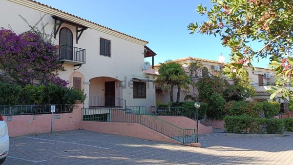 casa indipendente in vendita a Budoni