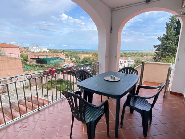 appartamento in vendita a Budoni in zona Malamorì