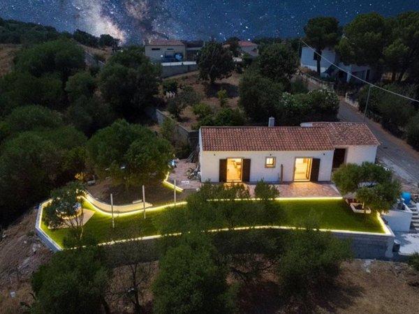 casa indipendente in vendita a Budoni