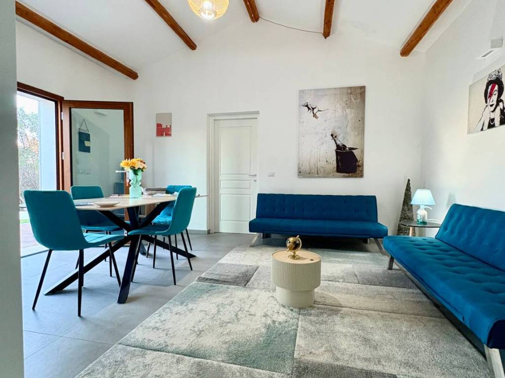 casa indipendente in vendita a Budoni