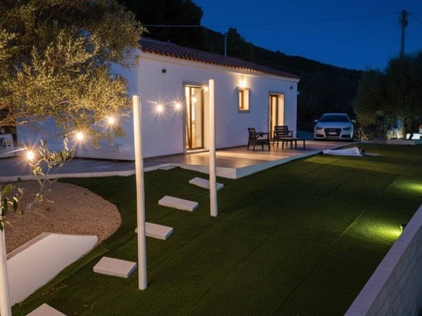 casa indipendente in vendita a Budoni