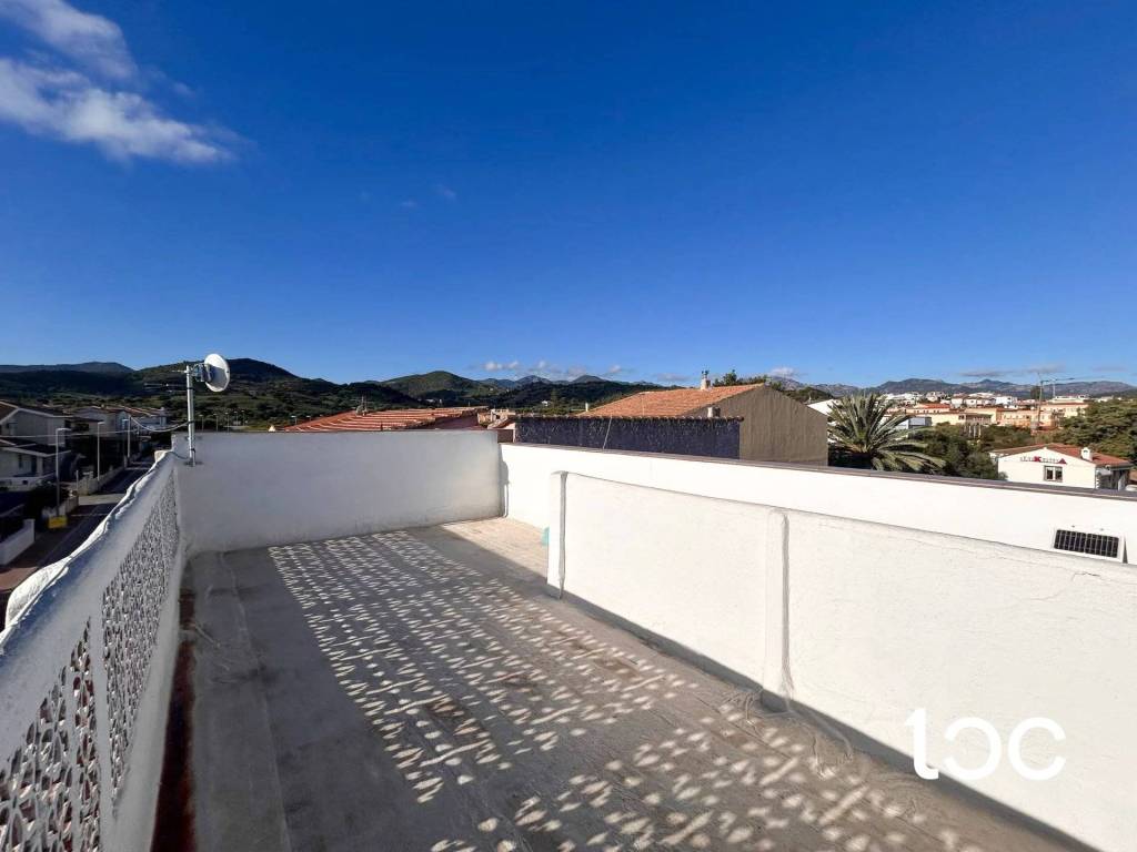 appartamento in vendita a Budoni in zona Budoni centro