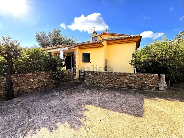 casa indipendente in vendita a Budoni in zona Limpiddu