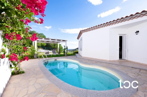 appartamento in vendita a Budoni in zona Nuditta