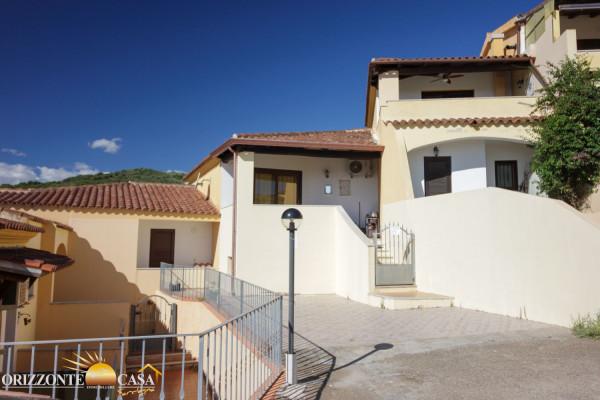 casa indipendente in vendita a Budoni in zona Agrustos