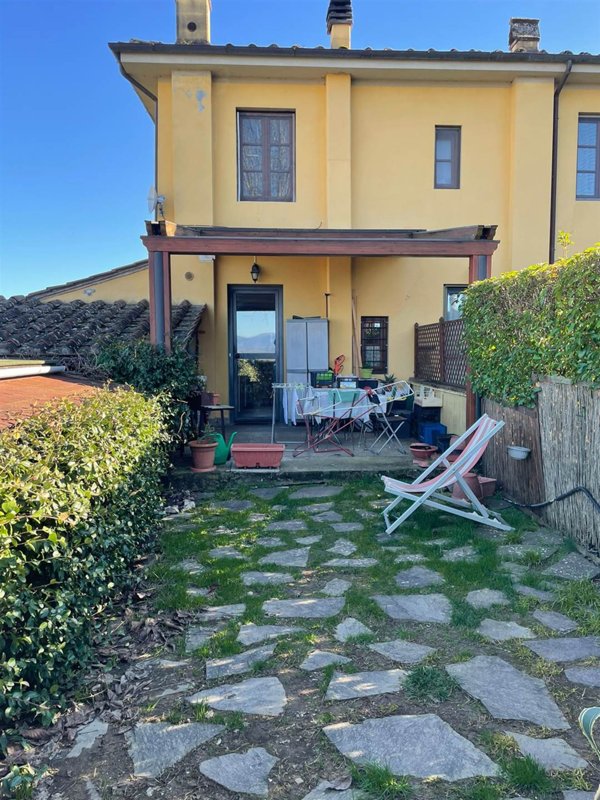 casa indipendente in vendita a Budoni in zona San Lorenzo