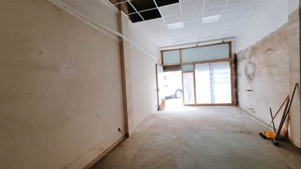 negozio in vendita a Budoni in zona San Lorenzo