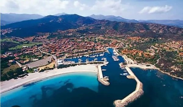 appartamento in vendita a Budoni in zona Ottiolu