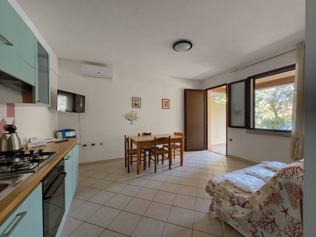 appartamento in vendita a Budoni in zona Ottiolu