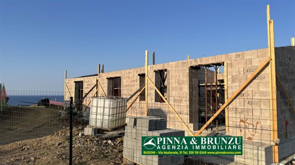 casa indipendente in vendita a Budoni