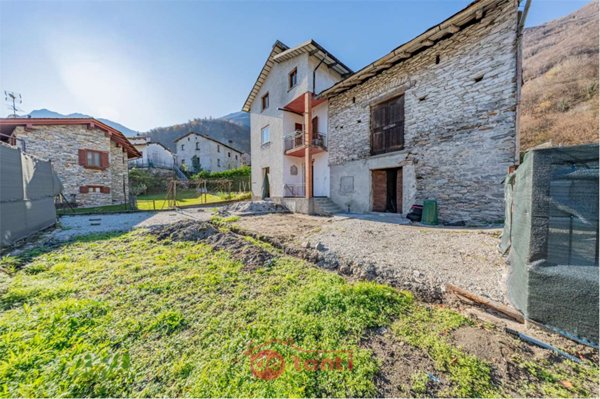 casa indipendente in vendita a Budoni in zona San Pietro