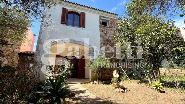 casa indipendente in vendita a Budoni in zona Agrustos