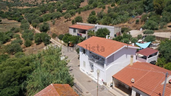 casa indipendente in vendita a Budoni