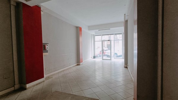 negozio in vendita a Budoni in zona San Lorenzo