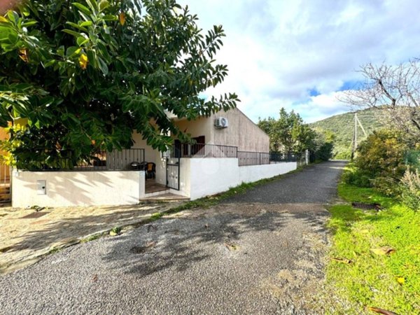 casa indipendente in vendita a Budoni