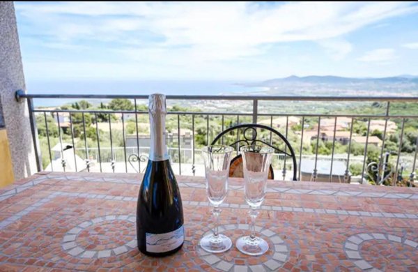 appartamento in vendita a Budoni in zona Luddui