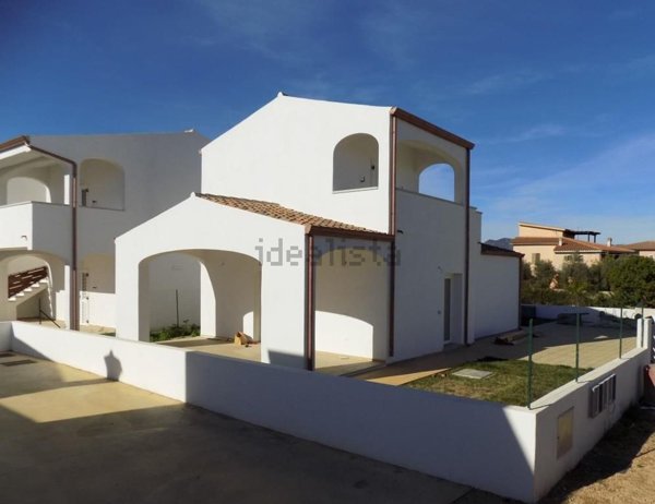 casa indipendente in vendita a Budoni