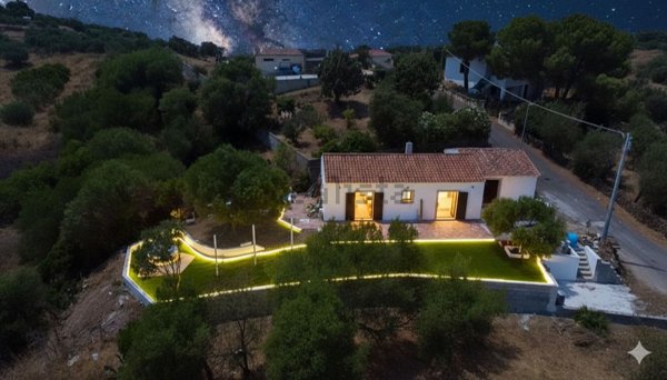 casa indipendente in vendita a Budoni