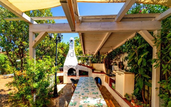 casa indipendente in vendita a Budoni