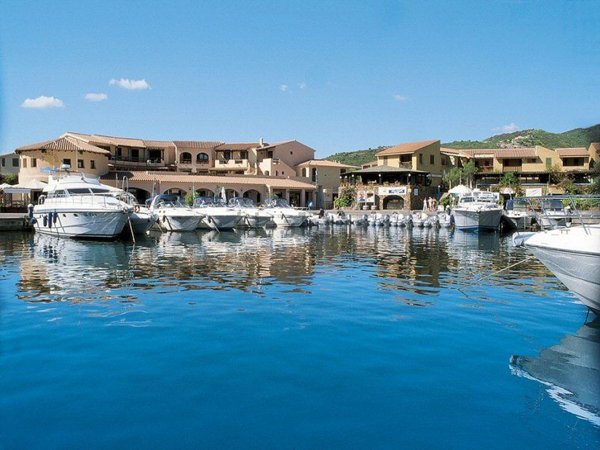 casa indipendente in vendita a Budoni in zona Ottiolu