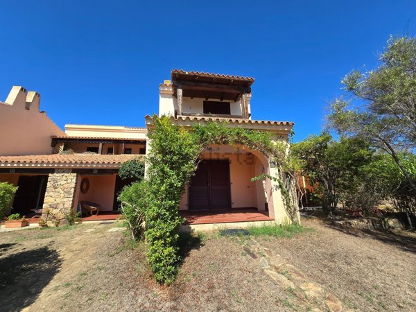 casa indipendente in vendita a Budoni