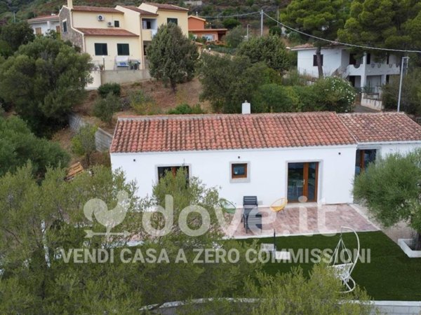 casa indipendente in vendita a Budoni in zona Budoni centro