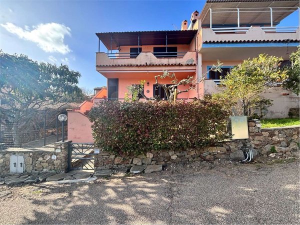 appartamento in vendita a Budoni in zona Agrustos