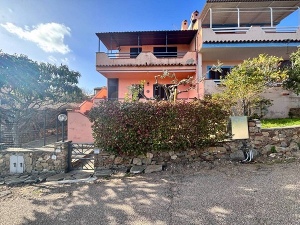 appartamento in vendita a Budoni in zona Agrustos