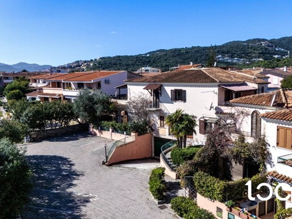 casa indipendente in vendita a Budoni in zona Ottiolu